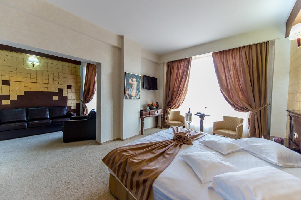 Hotel Rexton Craiova Quarto foto